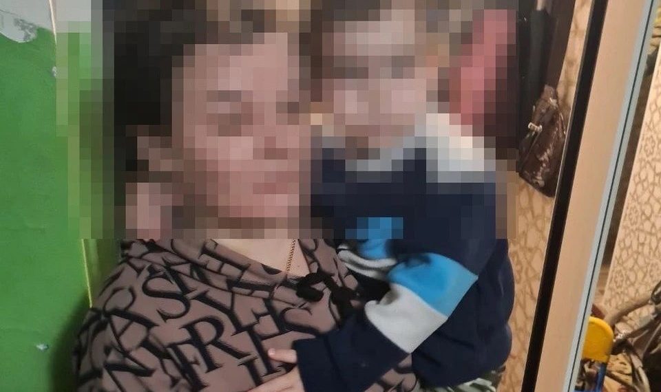 Пожарные помогли матери проникнуть в квартиру к сыну