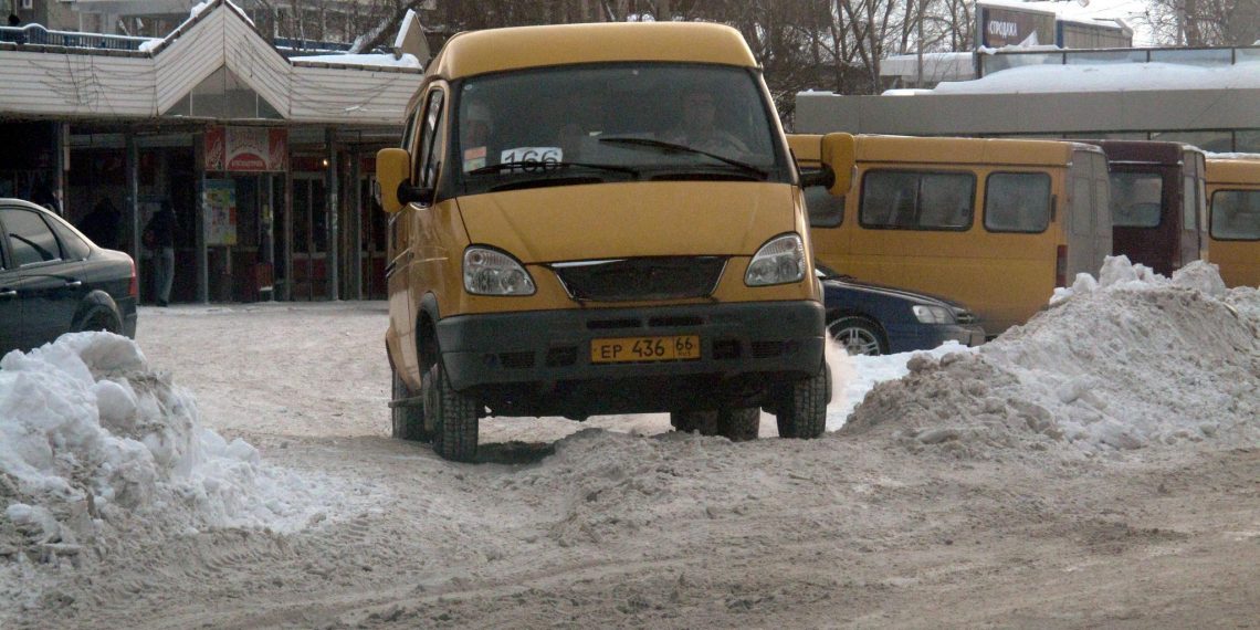 Жители Кузоватовского района жалуются на проблемы с автобусами