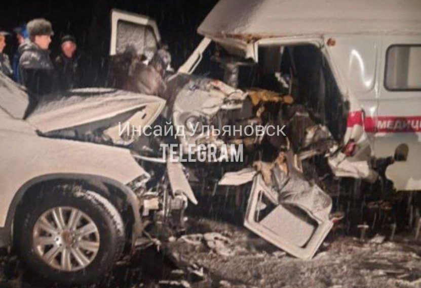 В аварии в Инзенском районе пострадали два фельдшера скорой помощи