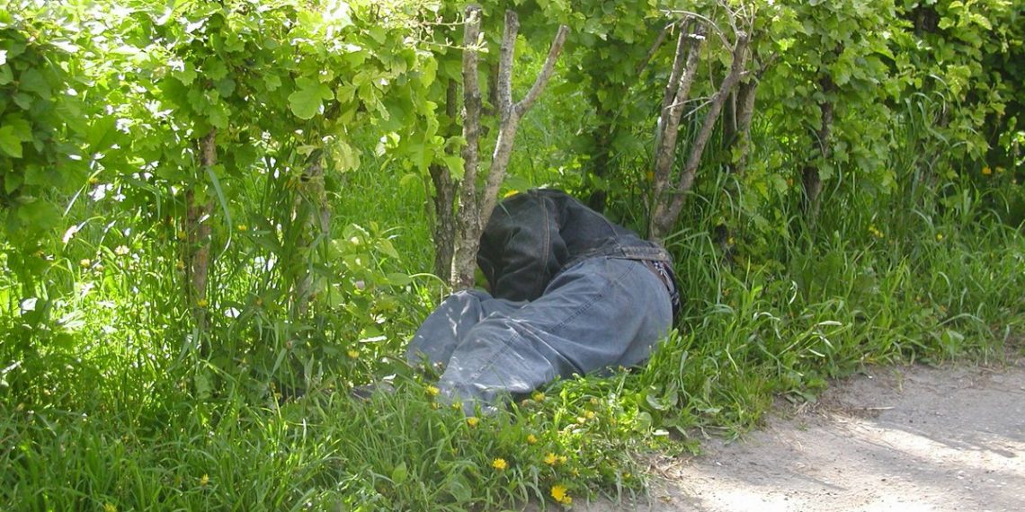 Ульяновский отец-алкоголик проспал ребенка