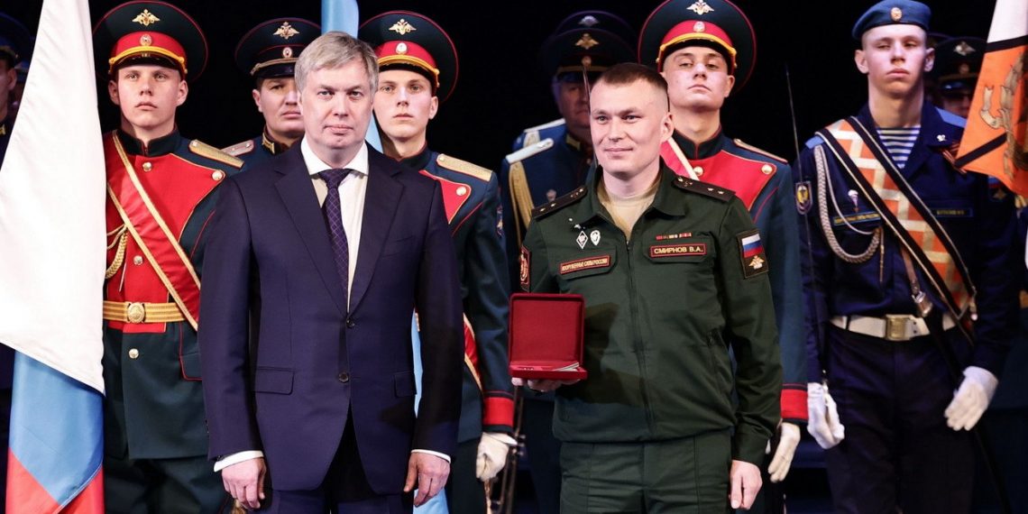 С Днём защитника Отечества Алексей Русских поздравил жителей Ульяновской области