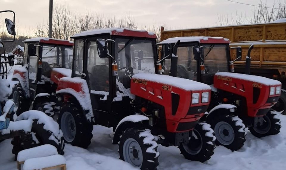 Для городского центра по благоустройству закупили мини-трактора