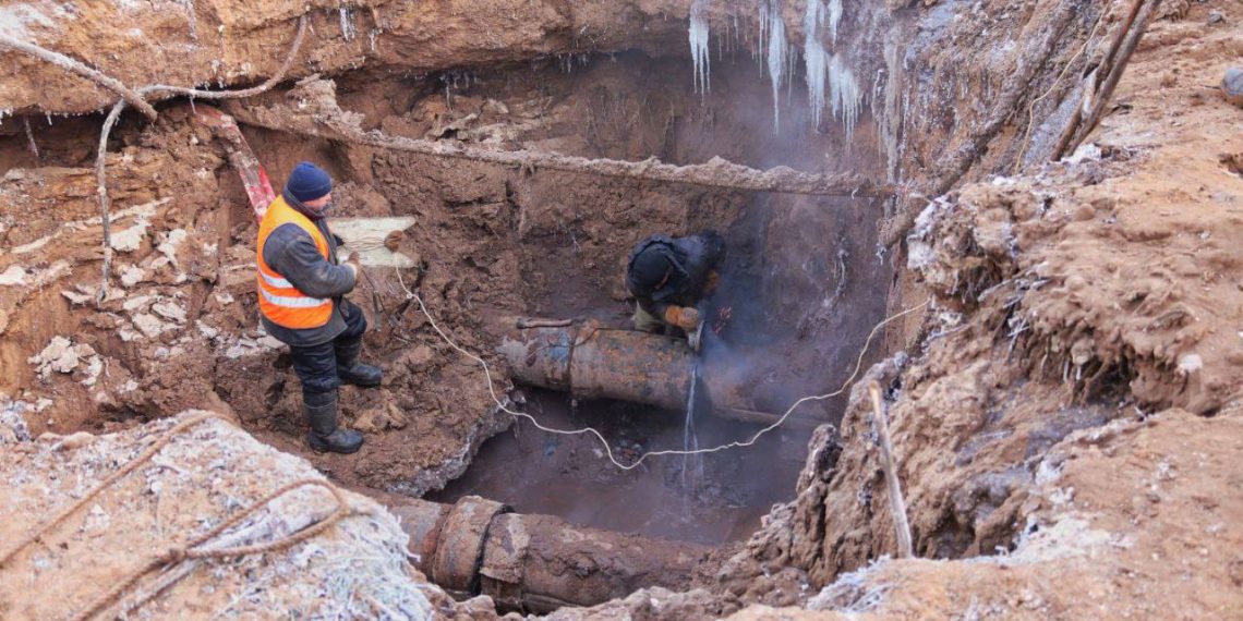 Нет воды в 7 домах на Нахимова, ночью не будет в Заволжье