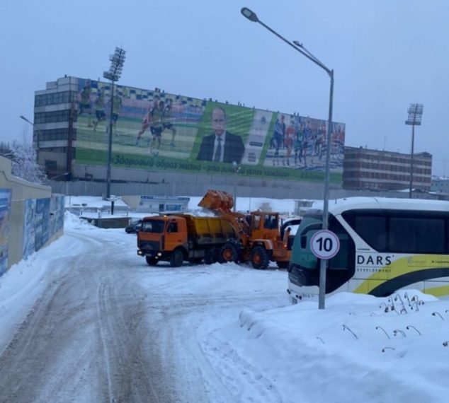 Стадион «Труд» продолжают готовить к эпохальному матчу