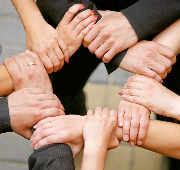 Помочь коллеге ульяновцы готовы, но не все