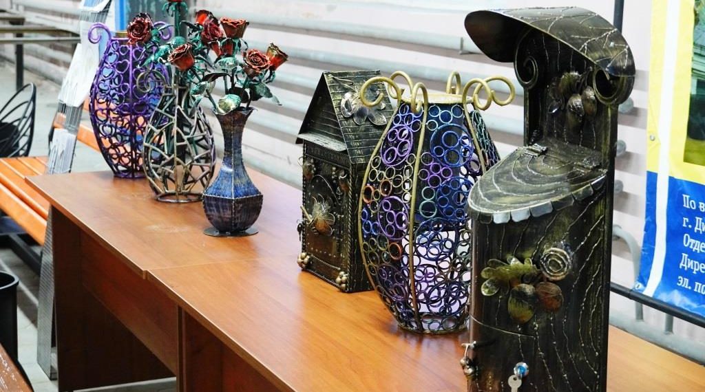 В ульяновских колониях создают красоту из металла