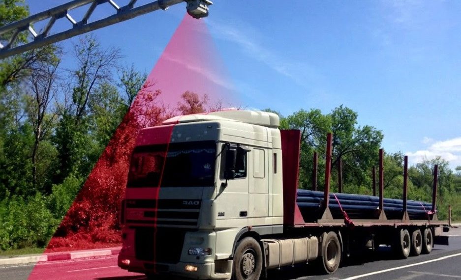 Сенатор предложил устанавливать чипы в номера грузовых автомобилей