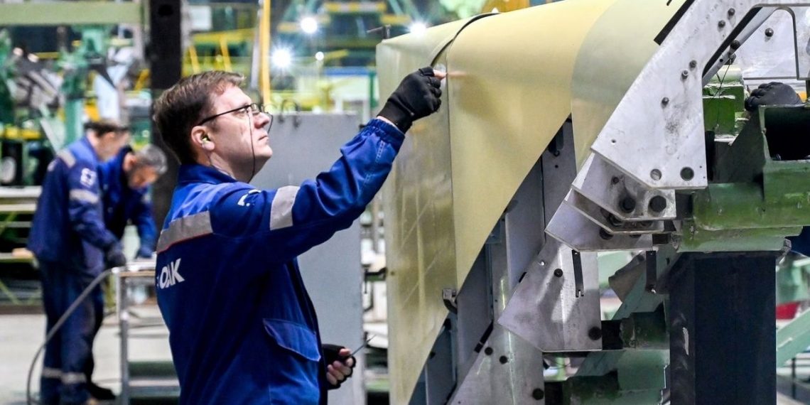 На Авиастаре запустили акцию «Приведи друга»