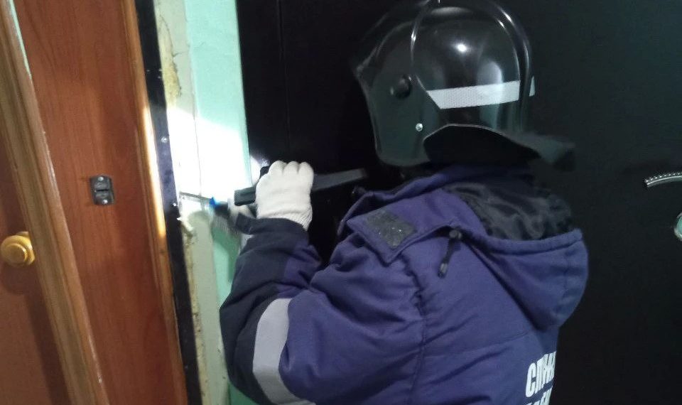 Ульяновске для восстановления подачи воды была вскрыта квартира