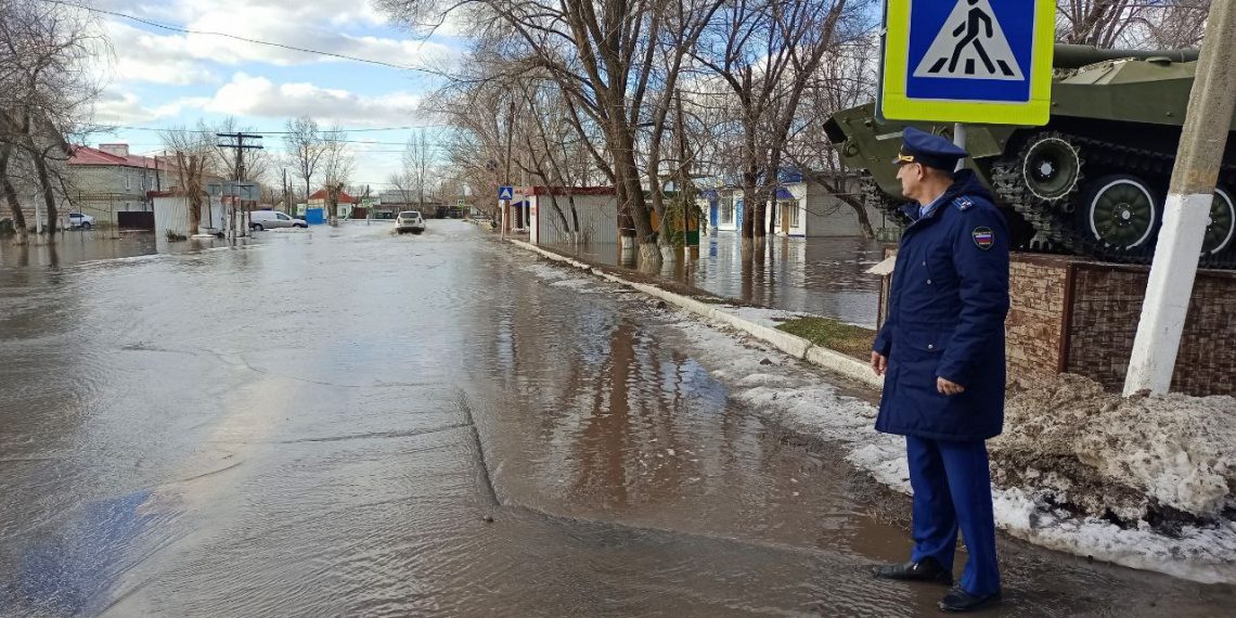 Радищевская прокуратура проверит действия властей в противодействие паводку