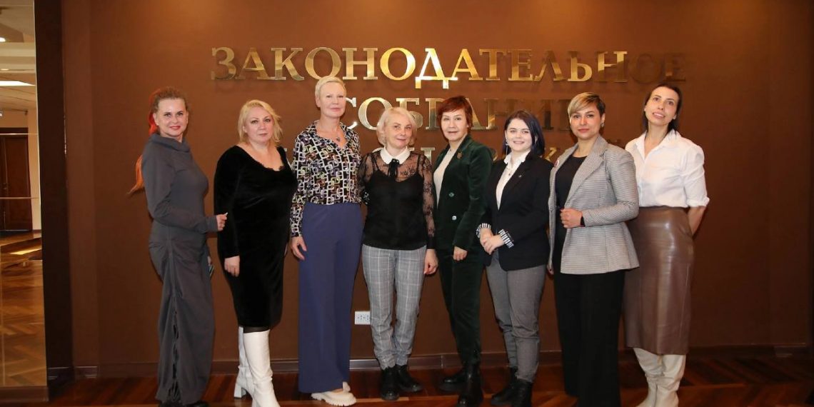 Предпринимательницы обсудили с депутатами инициативы по развитию предпринимательства в регионе