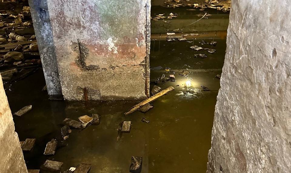 На севере Ульяновска затапливает подвалы домов и детский сад