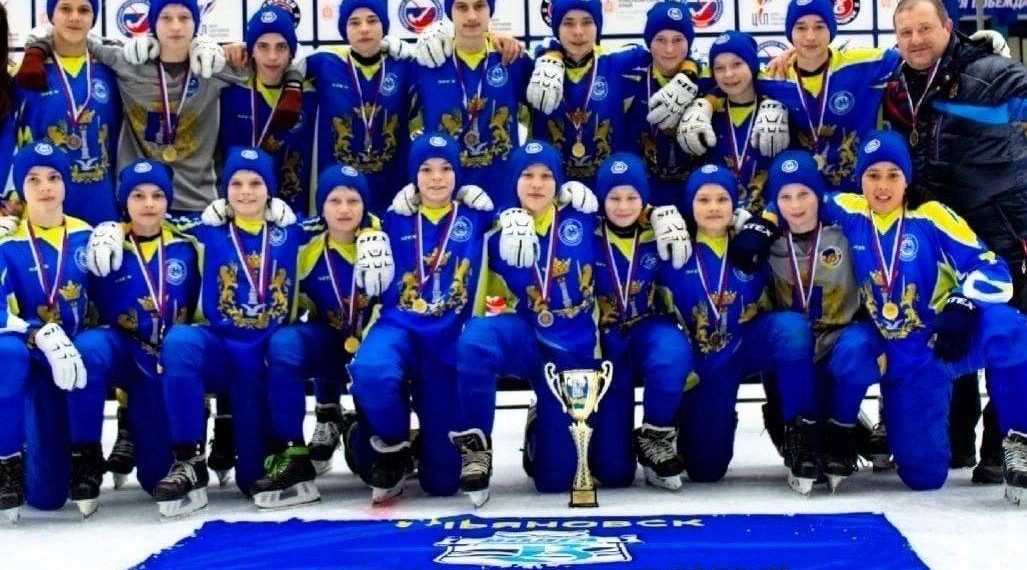В Ульяновске пройдёт всероссийское первенство по хоккею с мячом среди юношей