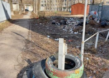 Весенний свинарник возле детского сада в Ульяновске