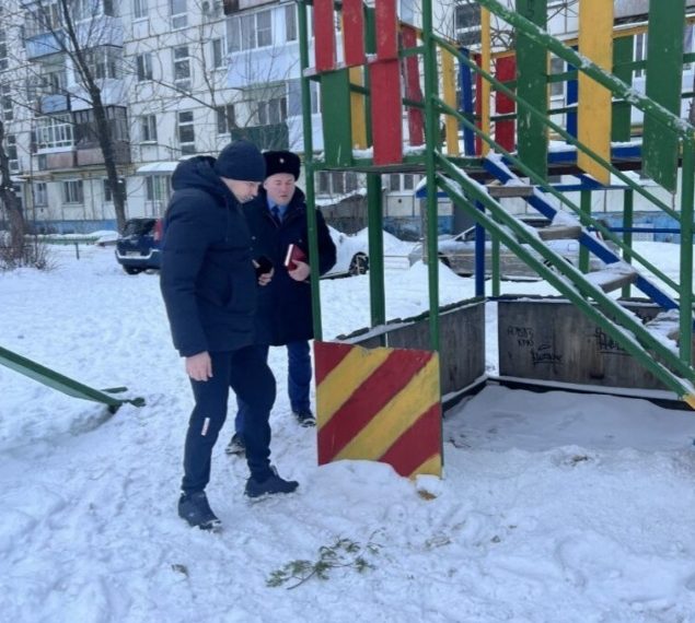 Детскую площадку в Димитровграде отремонтировали по требованию прокуратуры