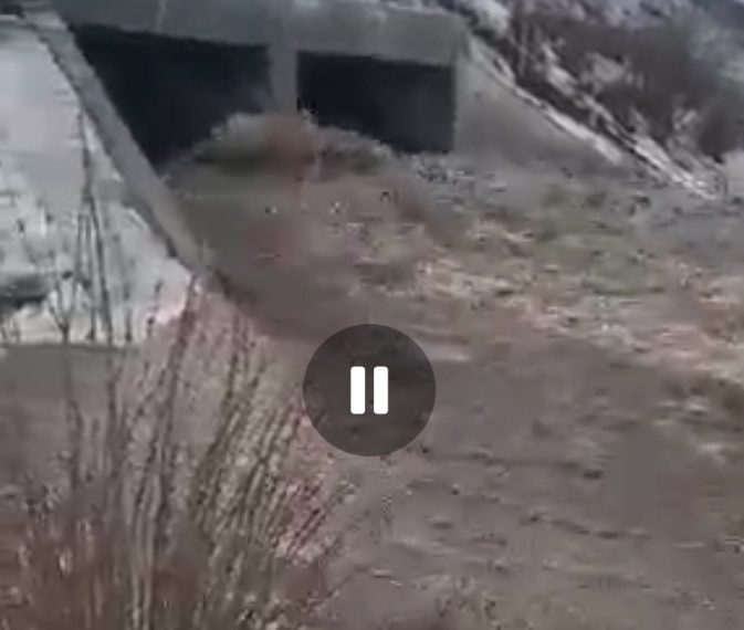 В Николаевском районе паводок может разрушить железную дорогу