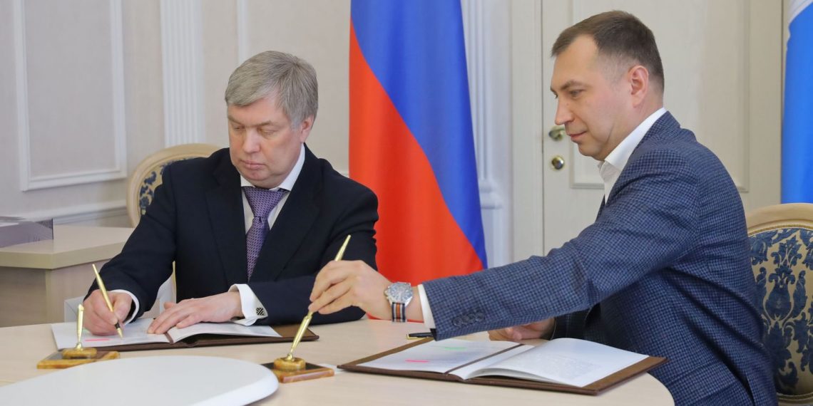 В Инзе появится новый диатомовый комбинат, Русских и Габбазов подписали соглашение