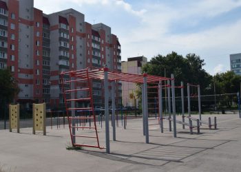 В Ульяновске готовятся к ремонту и демонтажу детских площадок