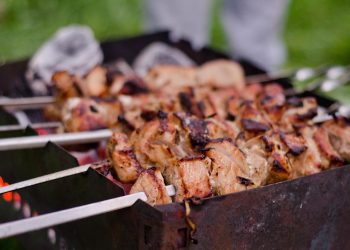 Летних корпоративов в 2023-м будет больше, чем год назад — SuperJob