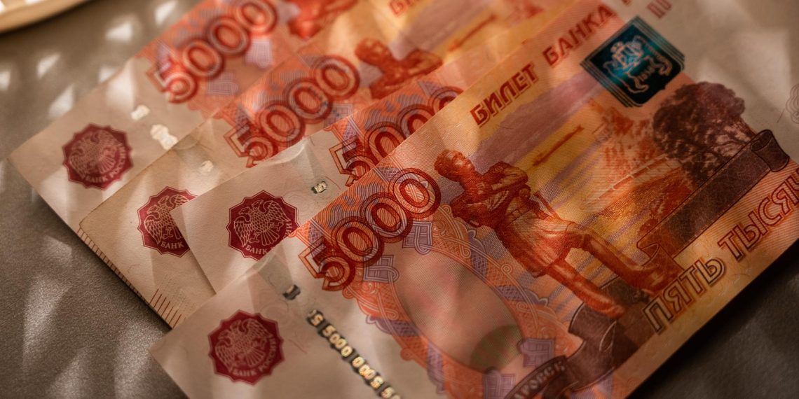 В Ульяновске мошенница подменила 85-летней пенсионерки 100 000 рублей купюрами «банка приколов»