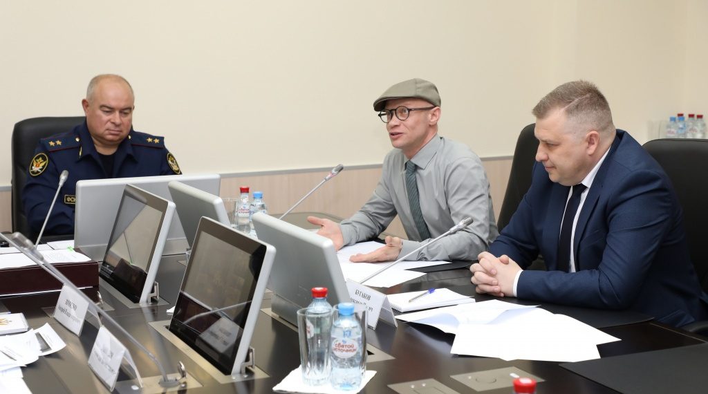 Дмитрий Хрусталёв высоко оценил выступление кавээнщиков из Новоульяновской исправительной колонии