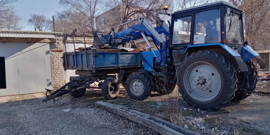 Районным администрациям Ульяновска добавили техники для вывоза мусора
