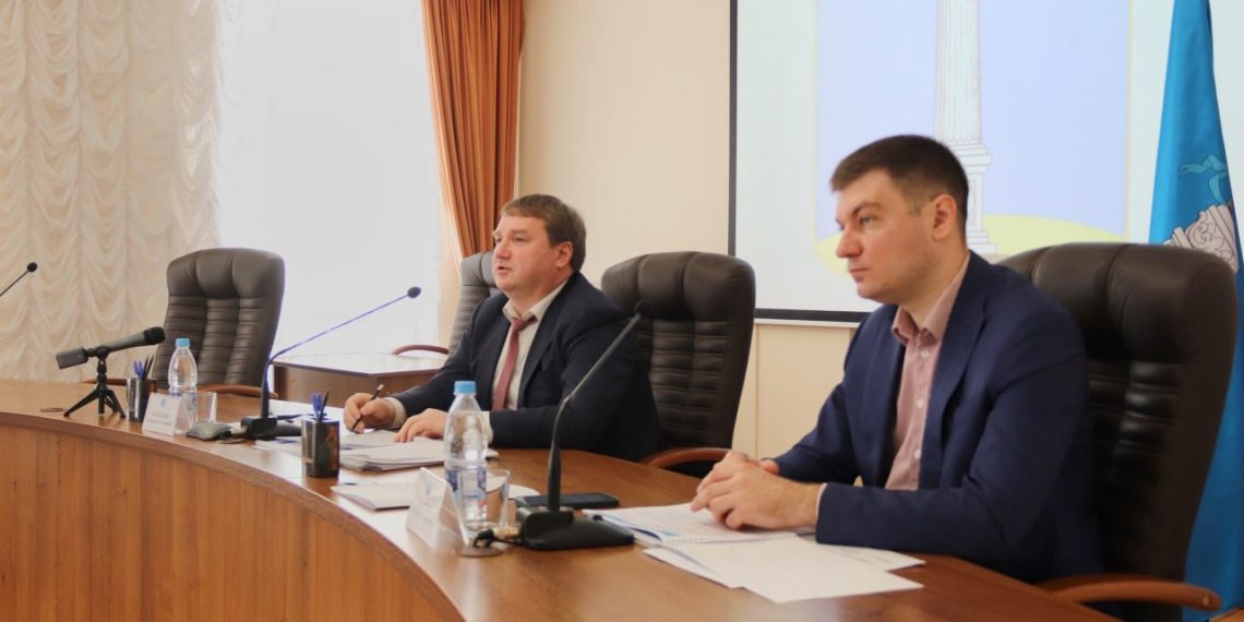 Фасады шести зданий подразделений мэрии Ульяновска находятся в плачевном состоянии