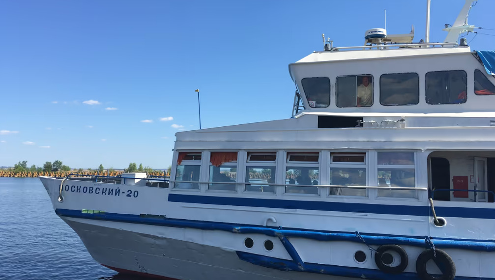 Ульяновцы младше семи лет до 30 сентября 2023 года будут бесплатно кататься на теплоходах по Волге