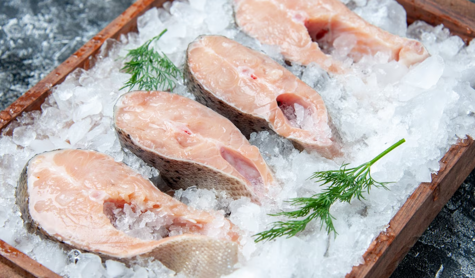 Рыба без упаковки и непонятное молоко поставлялись в школы и детсады Ульяновской области