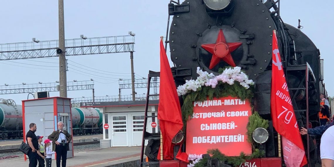 1 мая на станцию «Ульяновск – Центральный» из Казани прибыл «Паровоз Победы»