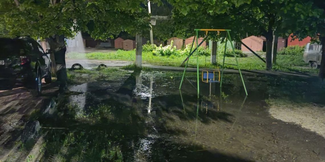 Улицу Ипподромную на севере Ульяновска затопило кипятком вечером 10 мая