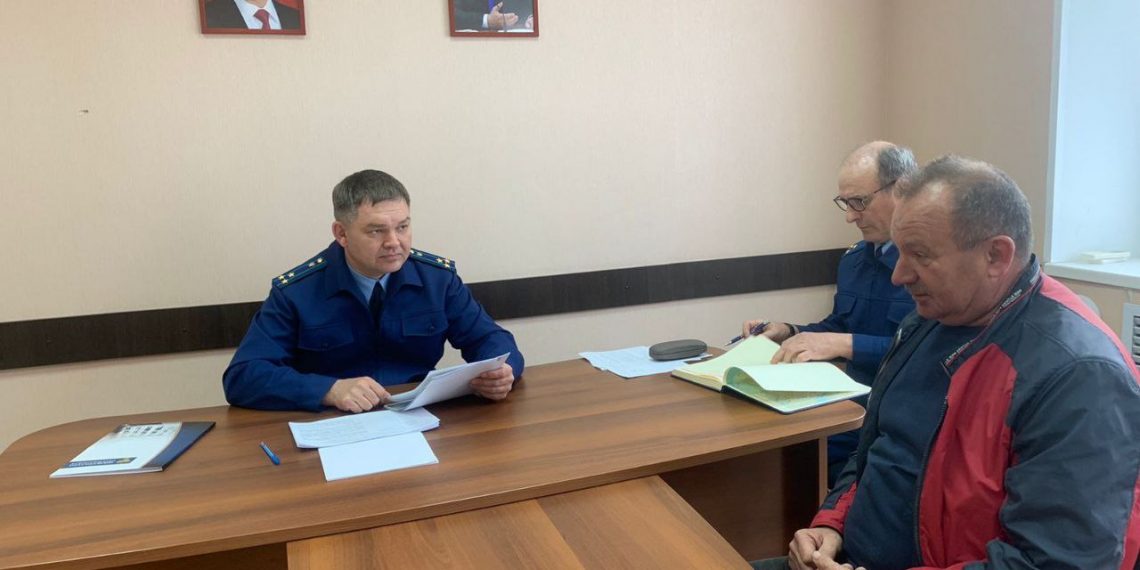Прокурор Ульяновской области Теребунов выслушал жалобы работников птицефермы в Мирном