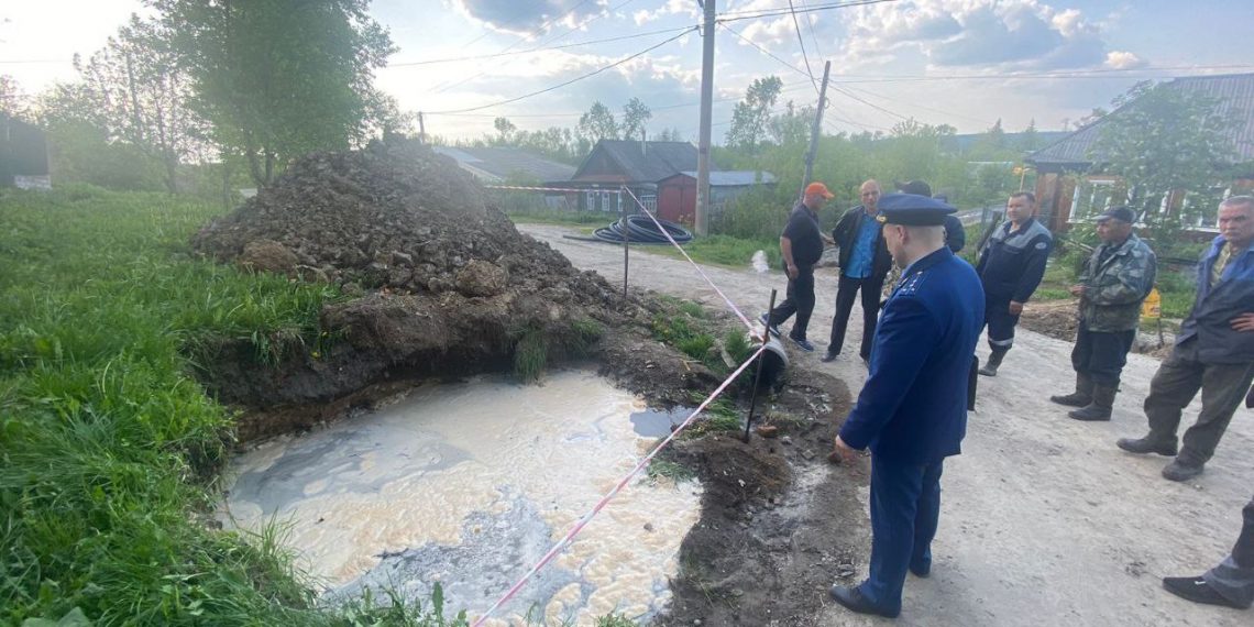 Часть города Инза в Ульяновской области осталась без воды 18 мая из-за коммунальной аварии