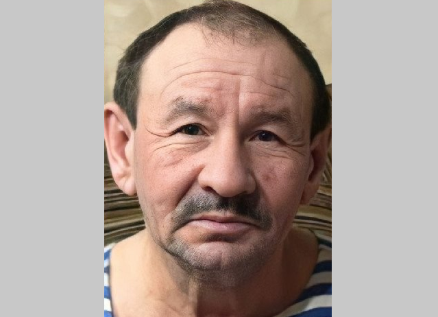 58 летний мужчина. Рашит Назаров фото. Пропавший в Бурятии 58 летний мужчина. Пропал 22 летний мужчина.