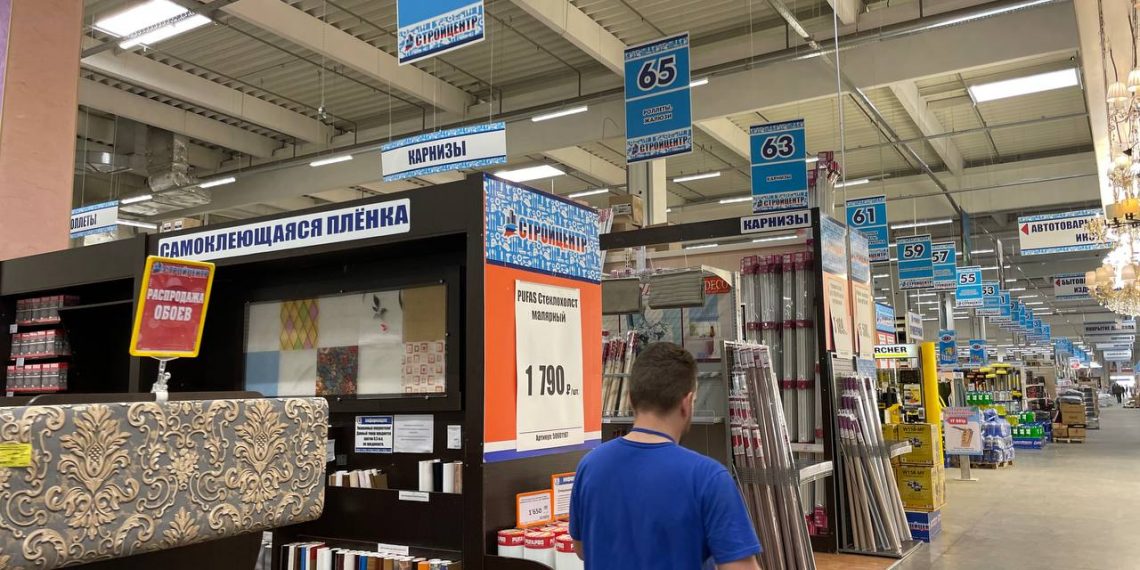 Полки с ульяновскими товарами появились в магазинах Луганской Народной Республики