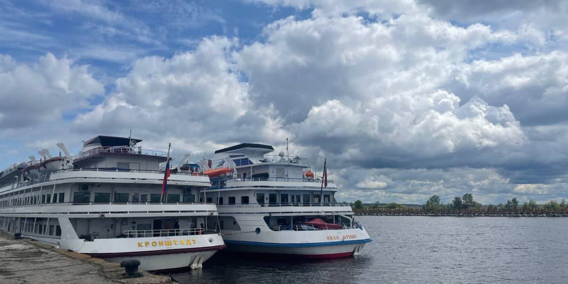 За четыре дня в речпорт Ульяновска зашли пять теплоходов с туристами