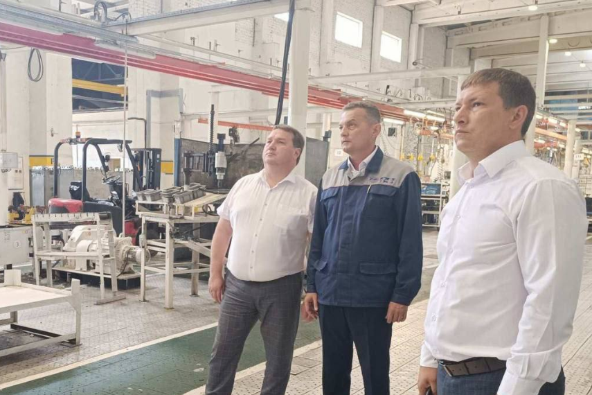 Мэр Болдакин анонсировал 10-процентное повышение зарплаты на Ульяновском моторном заводе