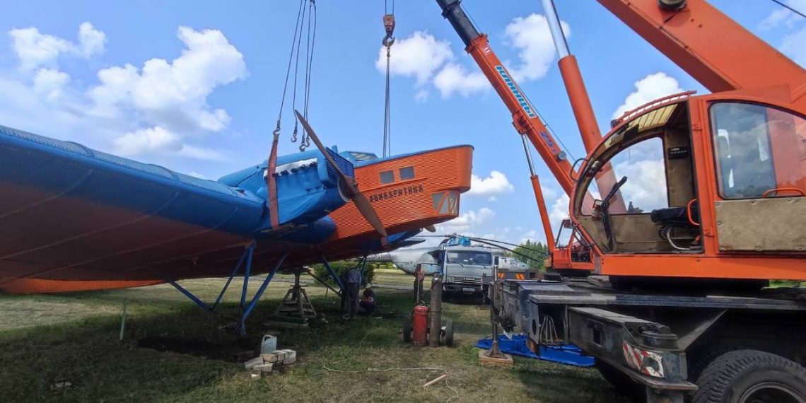 В Ульяновске начали восстановление единственного сохранившегося самолёта «Авиаарктика»