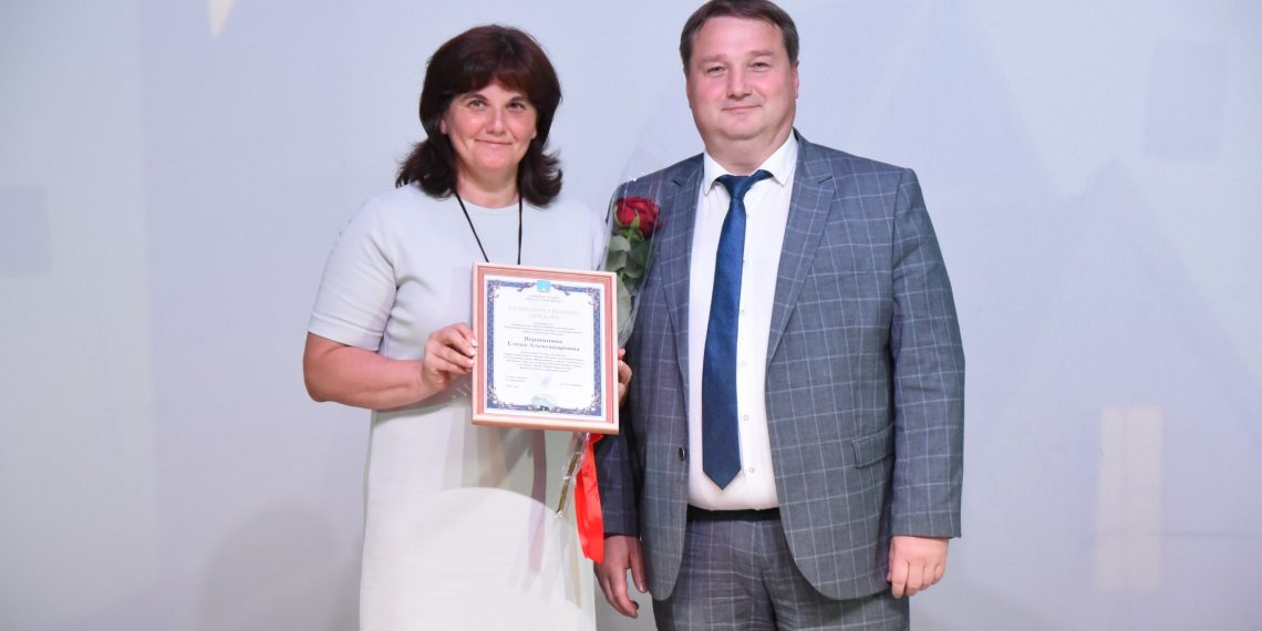 Болдакин вручил благодарственные письма лучшим ТОСовцам Ульяновска