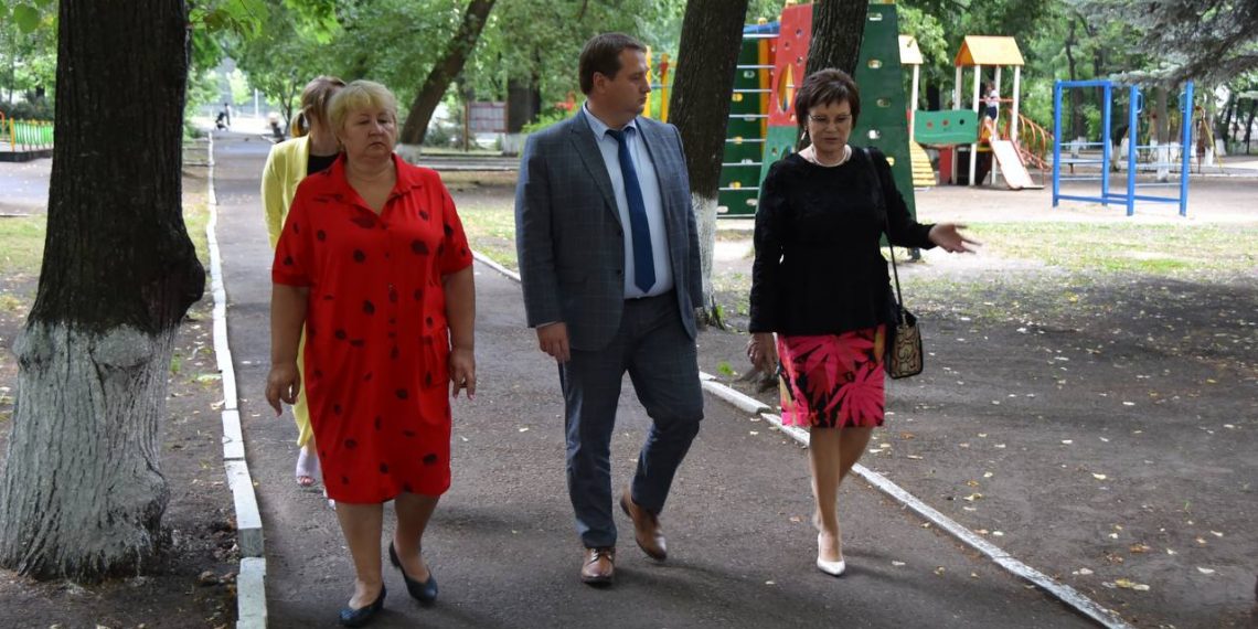 Мэр Болдакин оценил состояние парка имени Александра Матросова