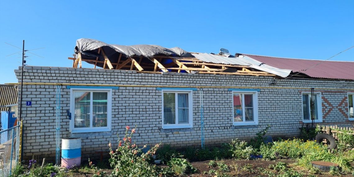 30 июля в Ульяновской области продолжают ликвидировать последствия вчерашнего разрушительного урагана