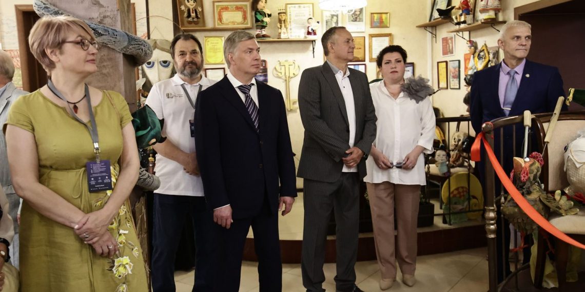 В Ульяновске открыли Фестивальный дом и звезду Андрея Соколова