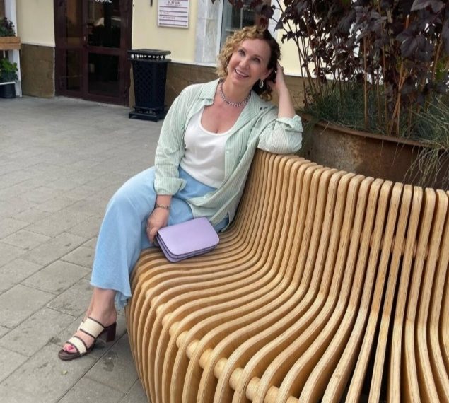 Нулевые возвращаются. Ульяновцы дарят лавочки городу