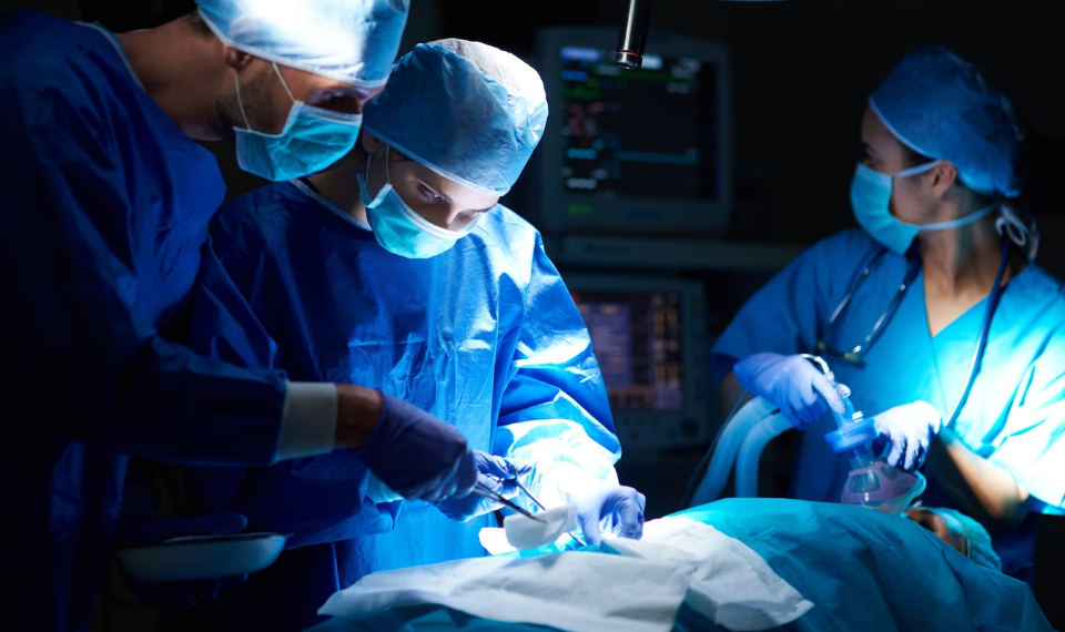 79-летнего ульяновца едва не убил тромбоз сосудов кишечника, пациента спасли хирурги облбольницы