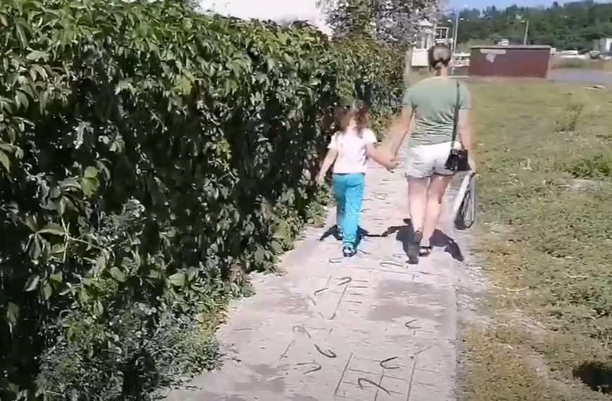 Ульяновцы с улицы Жиркевича боятся за жизнь своих детей из-за опасного школьного маршрута