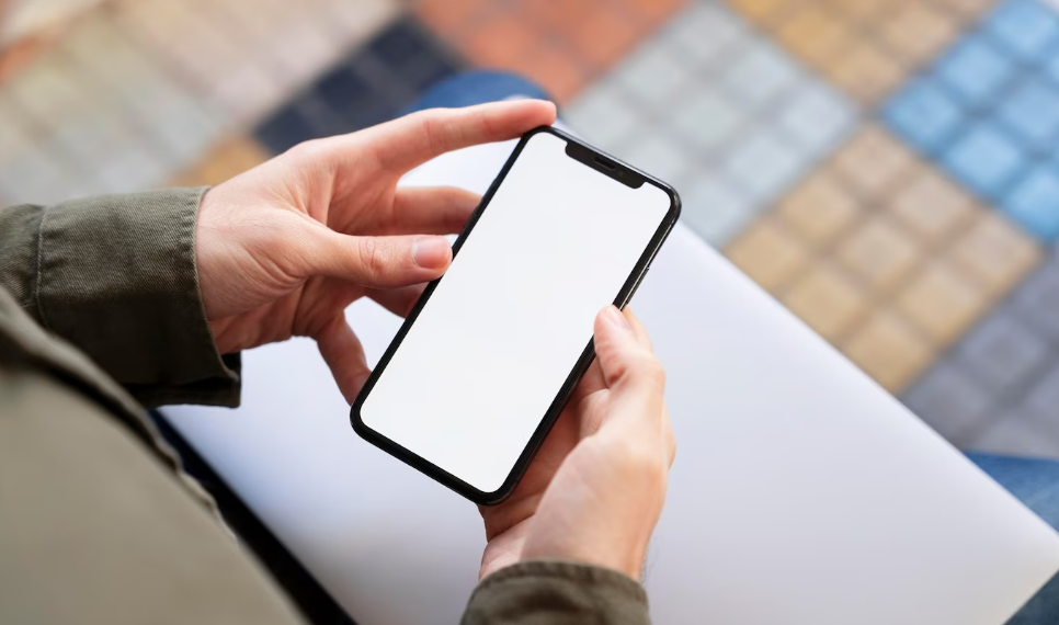 Пациент ульяновской больницы списал деньги со смартфонов соседей по палате