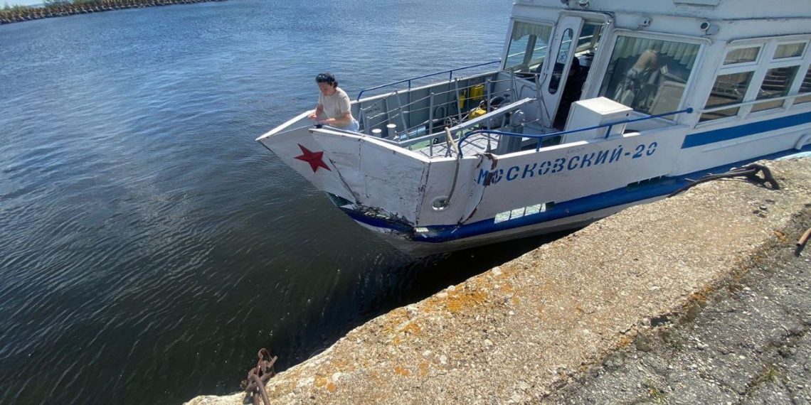 1 августа в речпорту Ульяновска прогулочный теплоход протаранил пирс