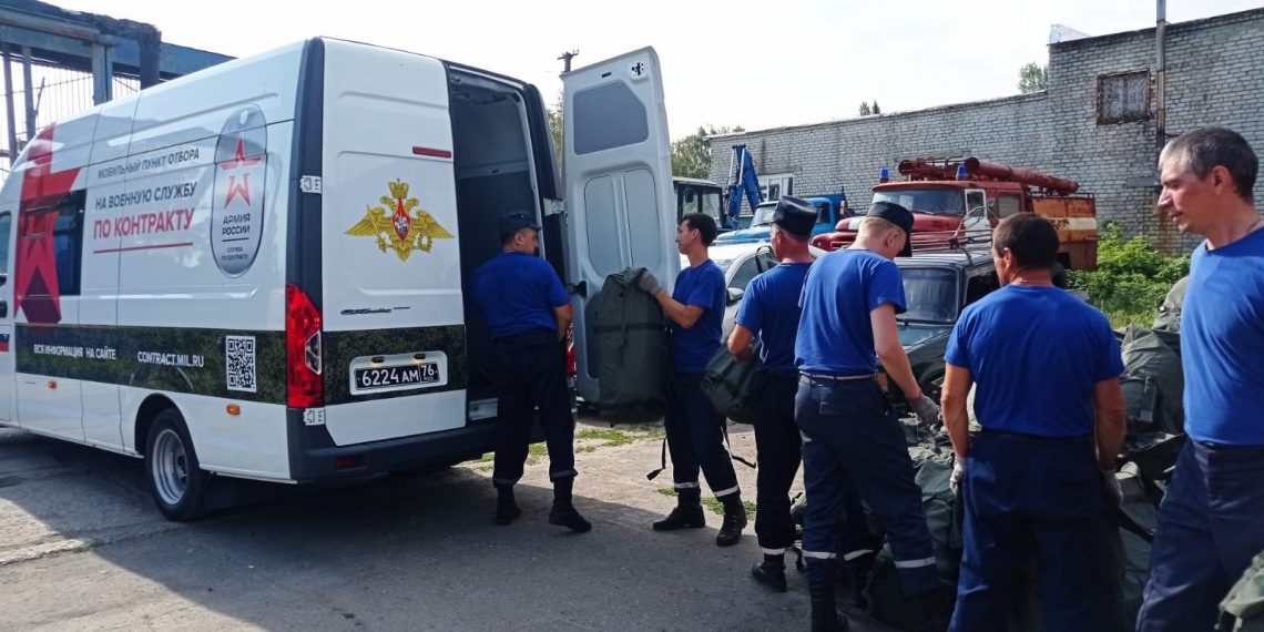 Из Ульяновска в зону спецоперации отправились полсотни добровольцев