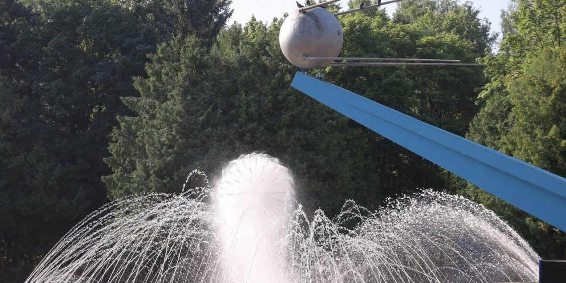 В ульяновском парке «Семья» обновили фонтан и достраивают новую входную группу