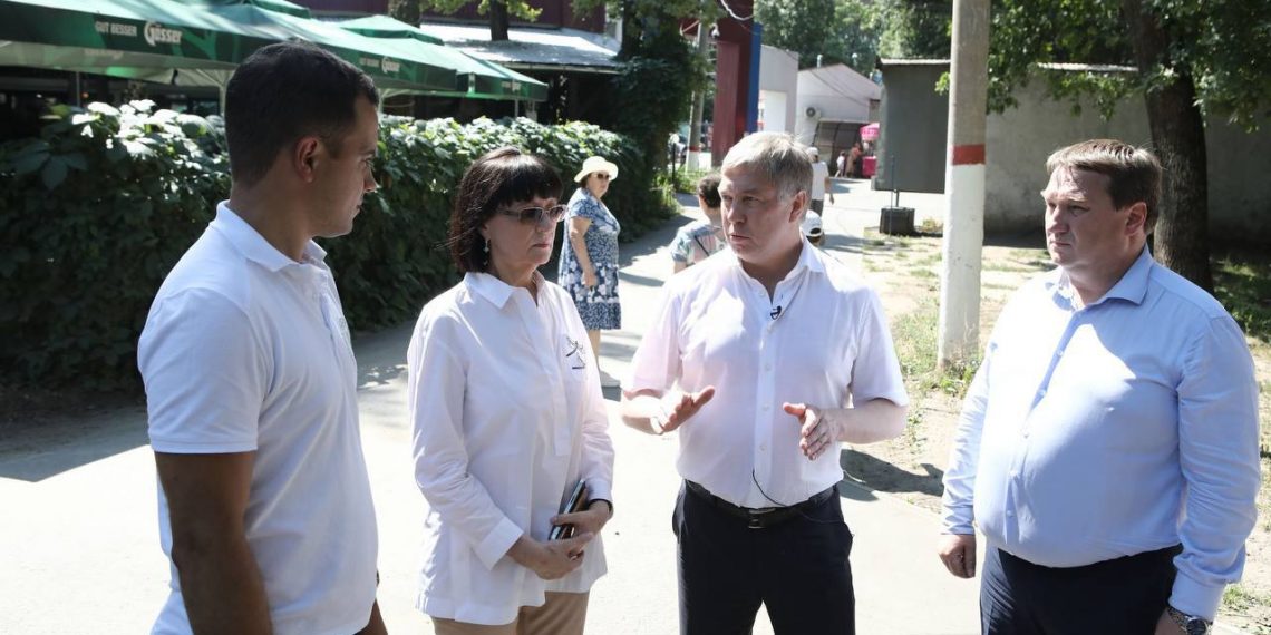 От старого входа в парк Победы уберут «не вписывающиеся в общий облик» кафешки